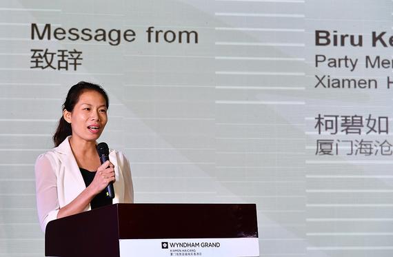 厦门市海沧区党组成员柯碧如女士