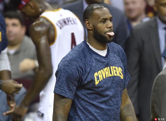 詹皇今天吃爽了