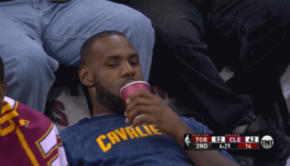 三旬老汉钟爱Wifi和爆米花