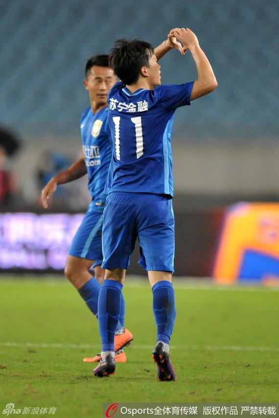 苏宁在联赛中战胜恒大