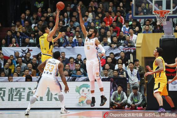 新赛季的四川队外援不再是唯一主角