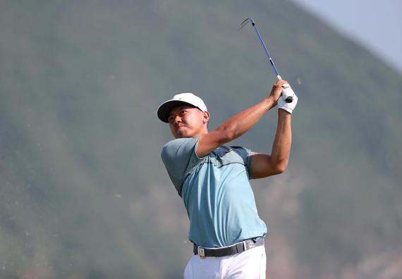 陈子豪冲至并列领先