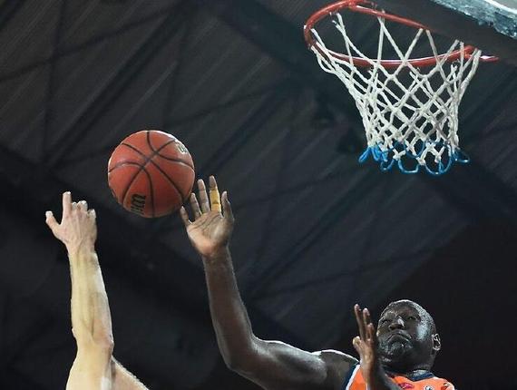 澳洲NBL-坎斯大班64-57悉尼国王