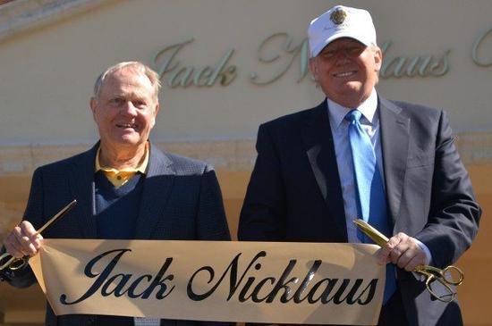 尼克劳斯与特朗普