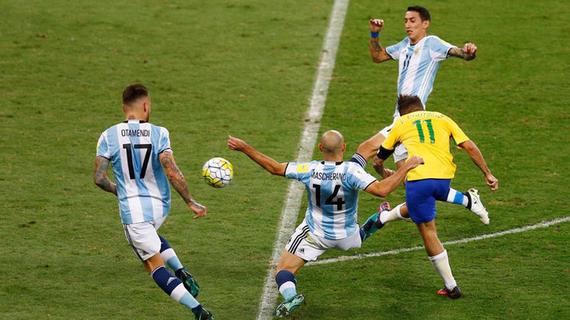 库蒂尼奥打进世界波