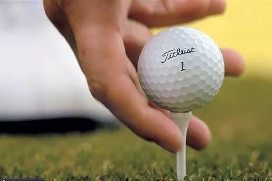 Titleist高尔夫球具的母公司高仕利控股登陆纽交所