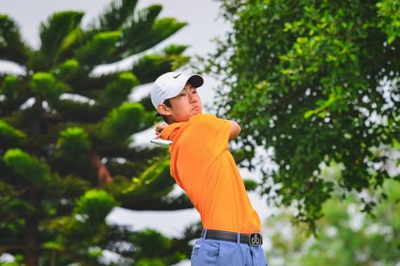 张羽泽率队取得领先(摄影：王立明)