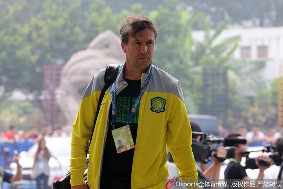 何塞·冈萨雷斯