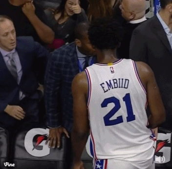 逗妹吐槽卡瓦尼变枪手铁卫勒夫骑脸怎么输