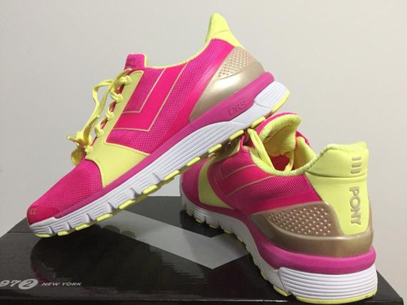 【装备控】PONY Power Run跑鞋测评：配色粉嫩，透气轻盈。