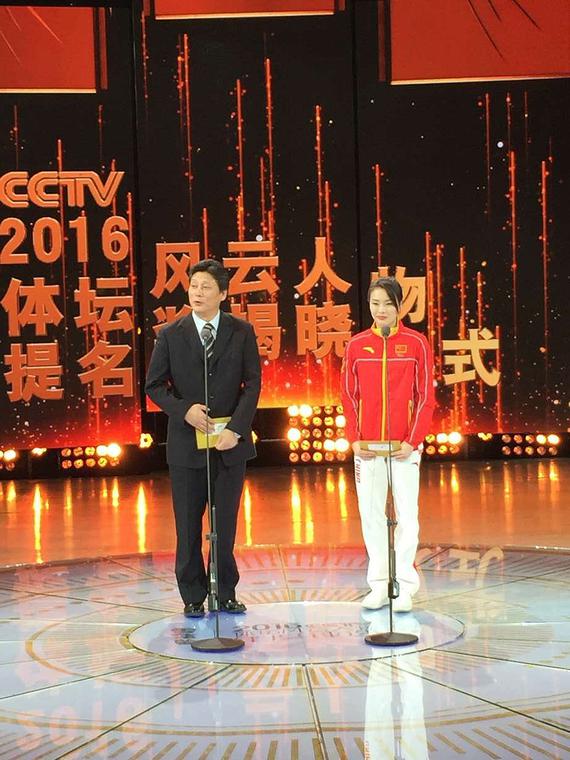 吴敏霞在颁奖现场