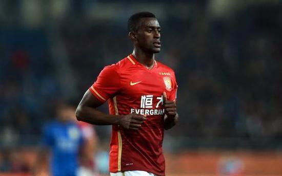 比起马丁内斯，奥斯卡的未来显然更光明