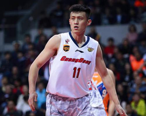 周鹏此役拿下30分