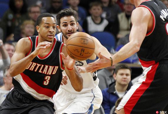 开拓者避免连败