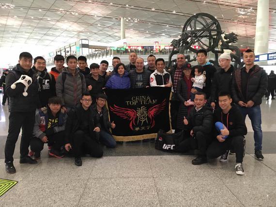 李景亮团队出征