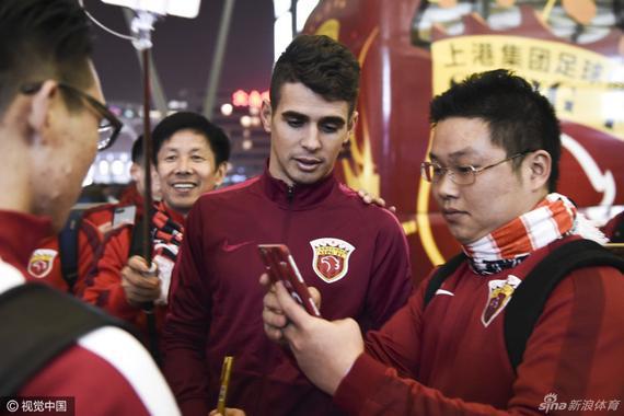 奥斯卡终于迎来了自己的首训