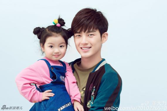 争议对我没什么影响 视频-董力专访:阿拉蕾是我"女儿" 找女朋友要随缘