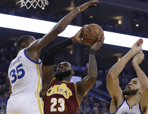 詹姆斯单挑杜兰特