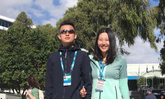段莹莹曝男友紧张喝4瓶水没敢动有他陪伴心安