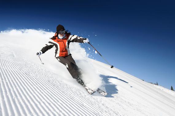 滑雪是一项刺激而又危险的项目