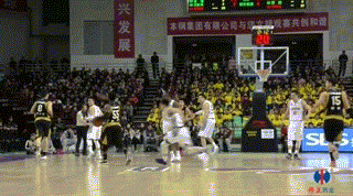 赵继伟机警抢断+精确制导