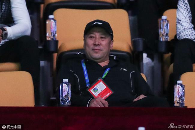 李永波歌声不俗