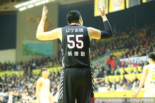 韩德君今晚发挥失常