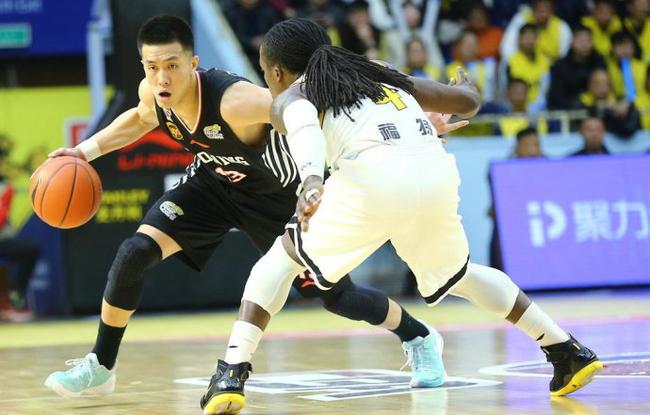 郭艾伦对位福特森