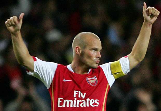 温格亲承永贝里未来将回归阿森纳会和他保持联系