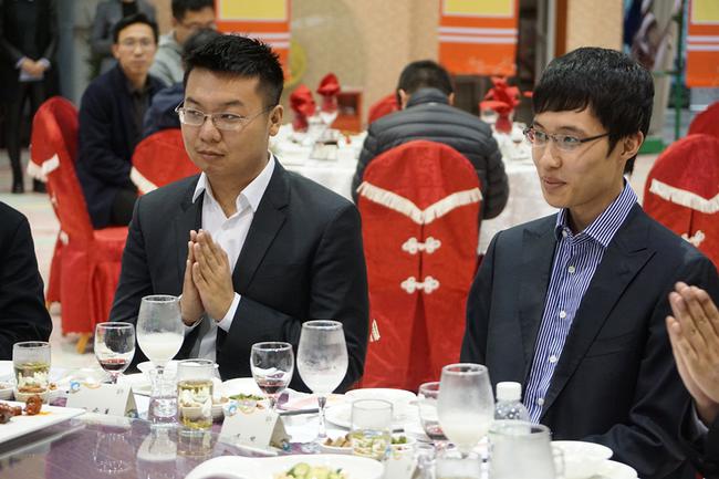 挑战者周睿羊和连笑名人