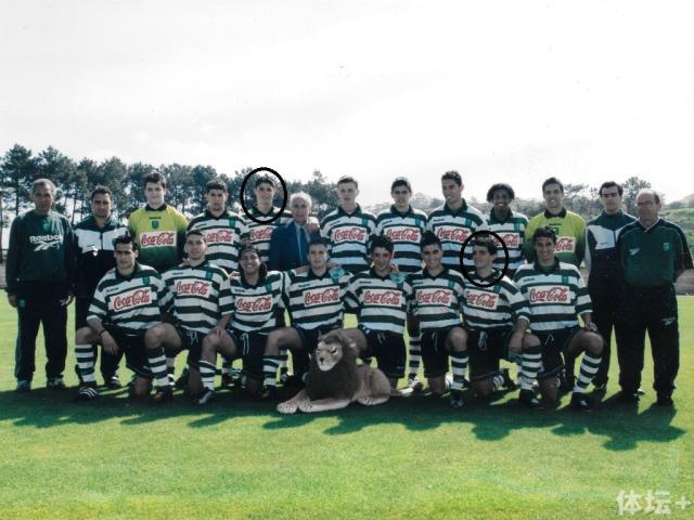 C罗（后排左5）与法比奥·科斯塔（前排右2）