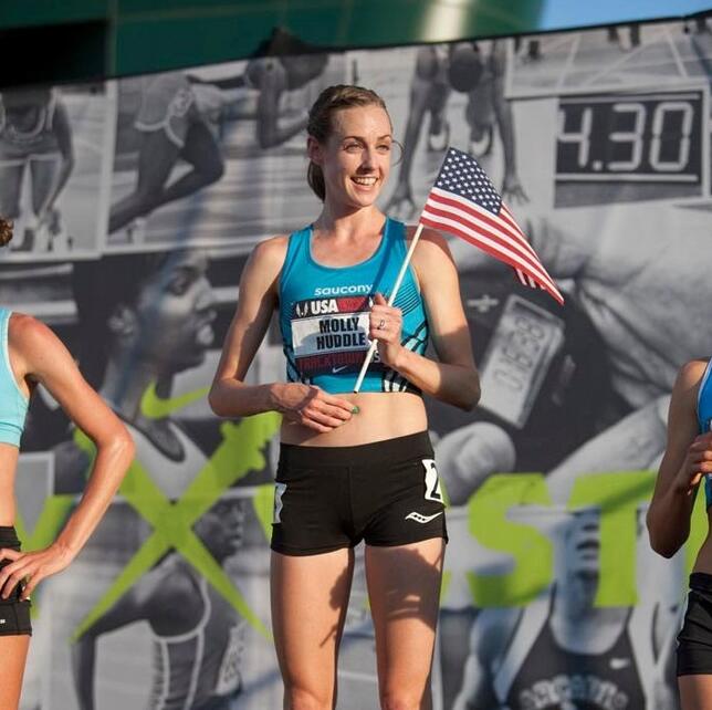 首秀斩获纽马季军 美国"万米一姐"处马战记