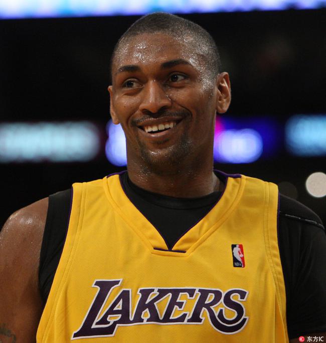 人家想要用小拳拳捶你胸口