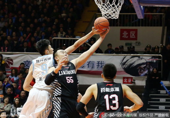 周琦韩德君内线PK