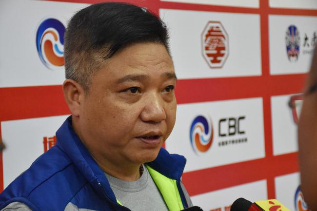 中国拳击队总教练杨晓强谈职业化改革:成绩显著