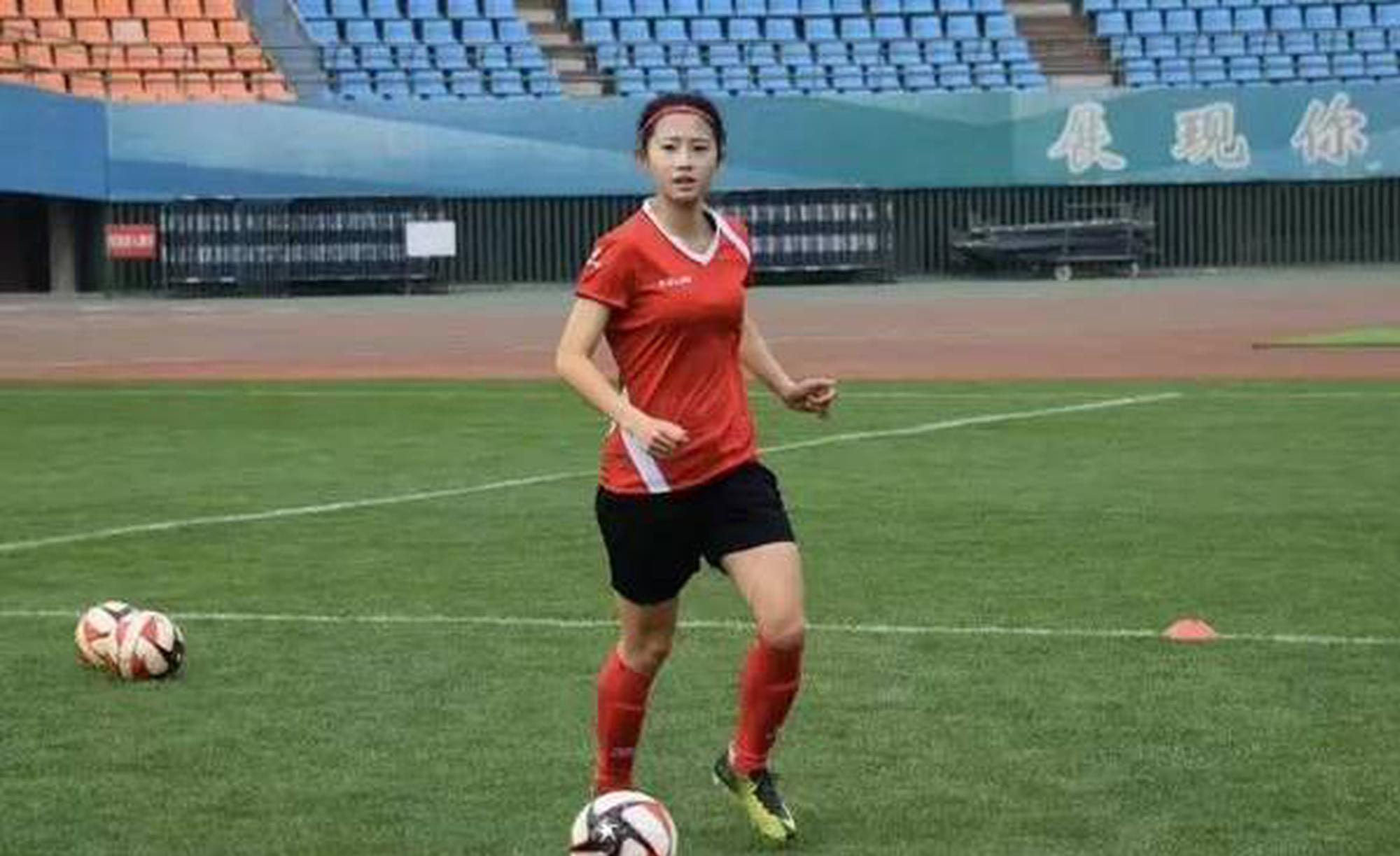 颜值颇高的熊熙