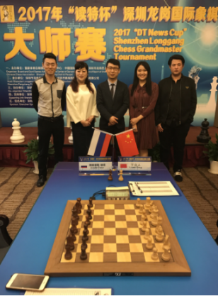 裁判组和组委会工作人员