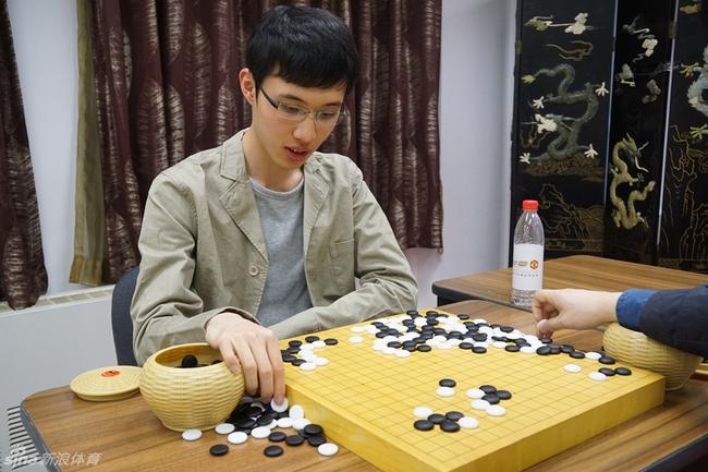 3月围棋等级分公示:柯洁领跑 连笑升至第三_手机新浪网