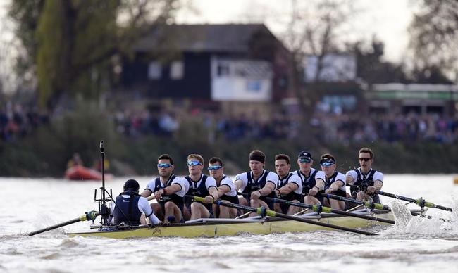 牛津大学男队夺冠