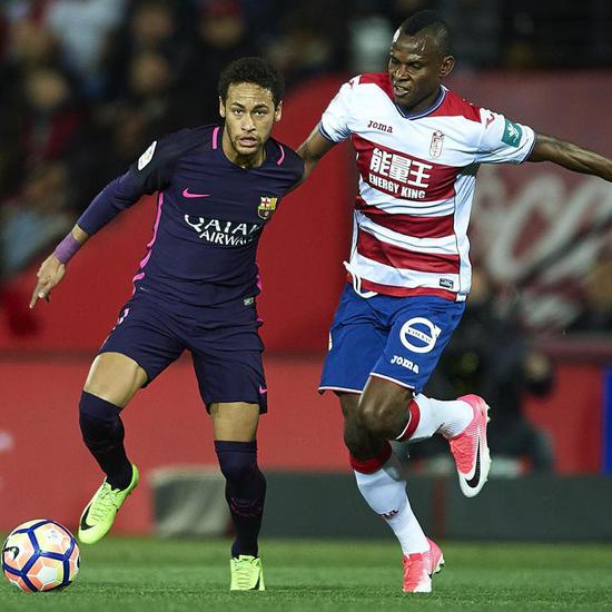 内马尔前场组织