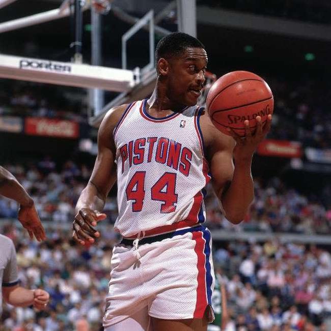 猜图环节~昨天的答案是里克马洪,今天回归给你们撒福利好不好?