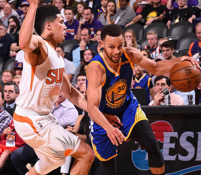 库里生涯第18次单节20+