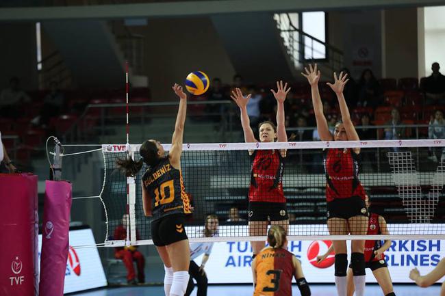 瓦基弗银行0-3完败