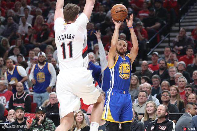 库里本场大开杀戒