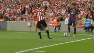 内马尔的球风很容易受到侵犯