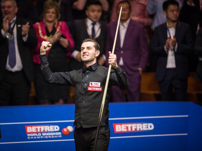 塞尔比霸气一吼