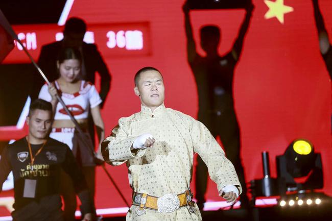 英雄魂打响65-70公斤淘汰赛