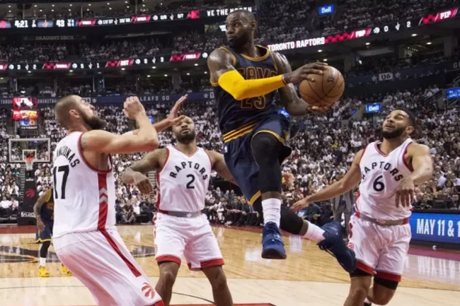 这比赛没法玩了！