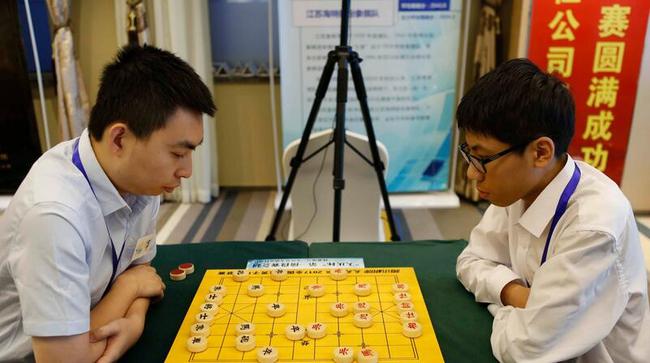 张学潮胜何伟宁