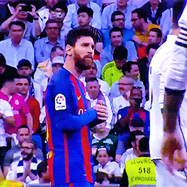 c罗:加油老铁 梅西:额?